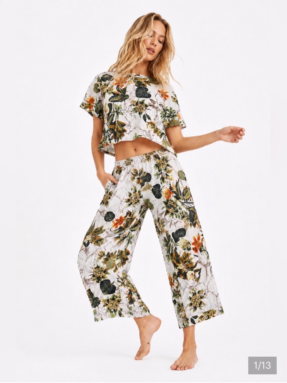 Depending on the Horizon Tropical Floral Two-Piece lounge Set pjs pajamas fits M
